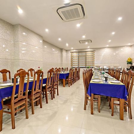 Celina Hotel & Apartment Дананг Экстерьер фото