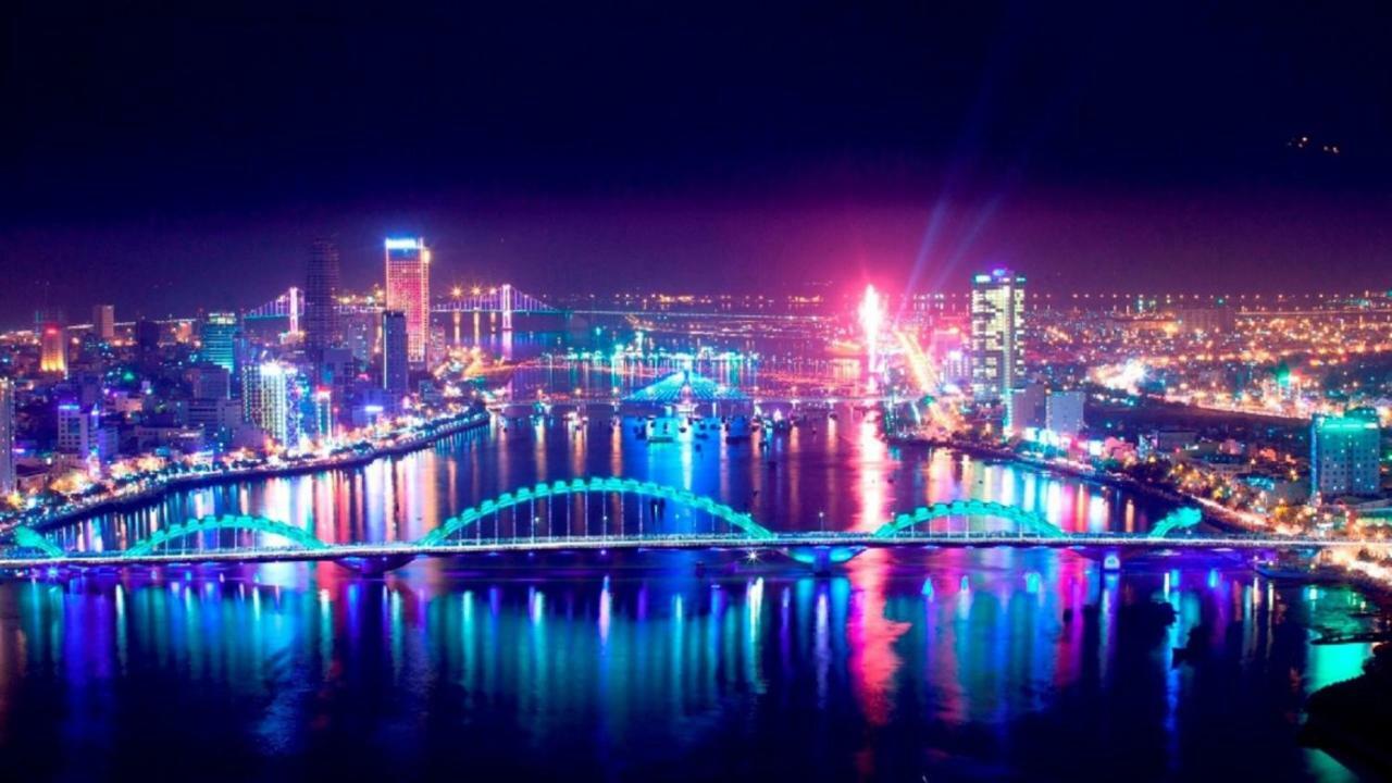Celina Hotel & Apartment Дананг Экстерьер фото