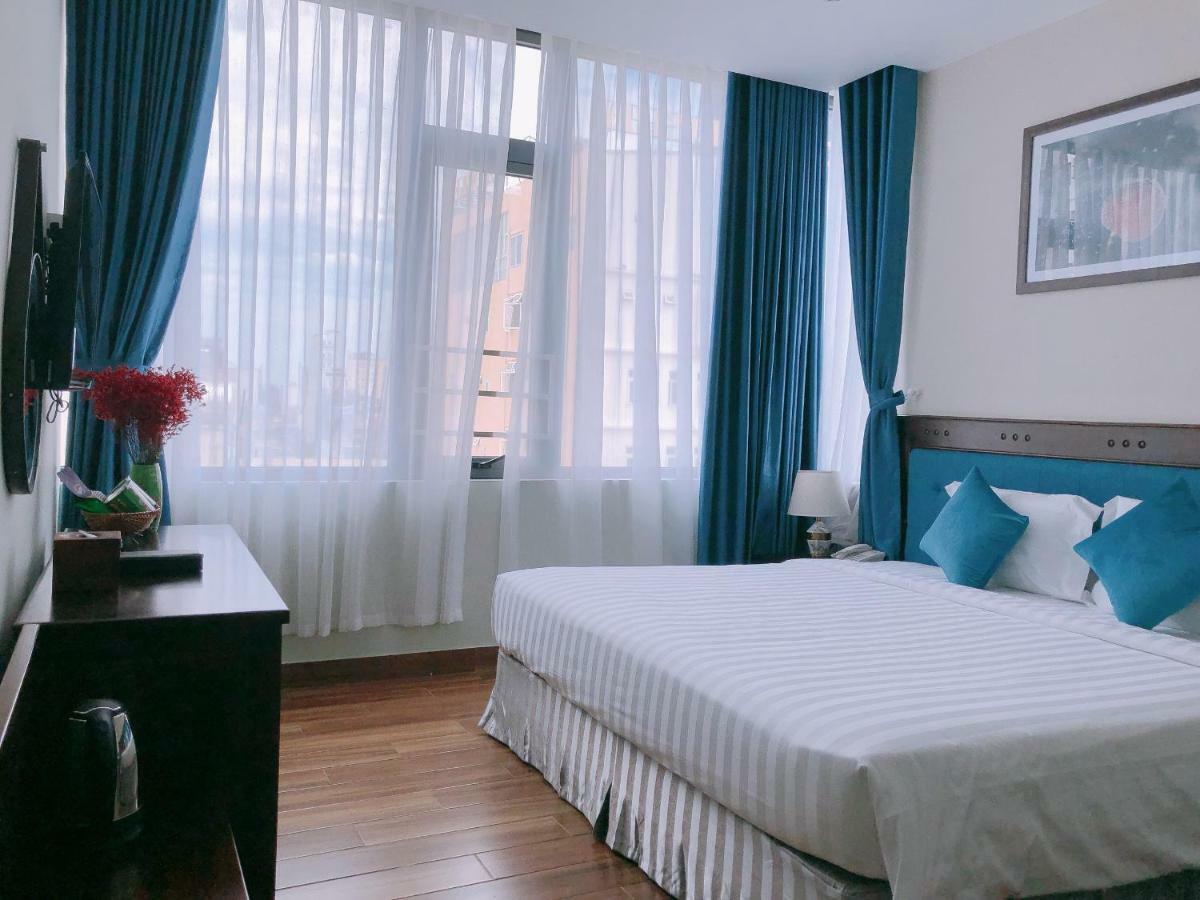 Celina Hotel & Apartment Дананг Экстерьер фото