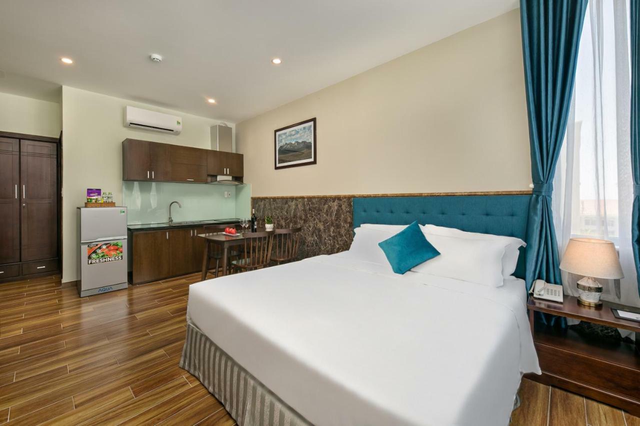 Celina Hotel & Apartment Дананг Экстерьер фото