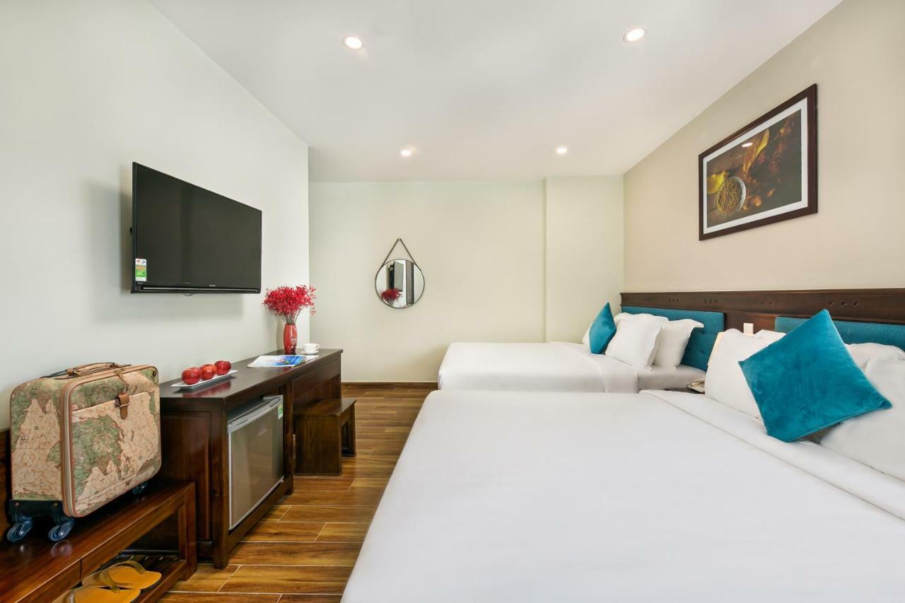 Celina Hotel & Apartment Дананг Экстерьер фото