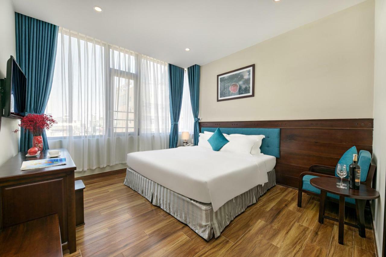 Celina Hotel & Apartment Дананг Экстерьер фото