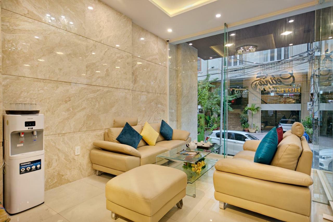 Celina Hotel & Apartment Дананг Экстерьер фото