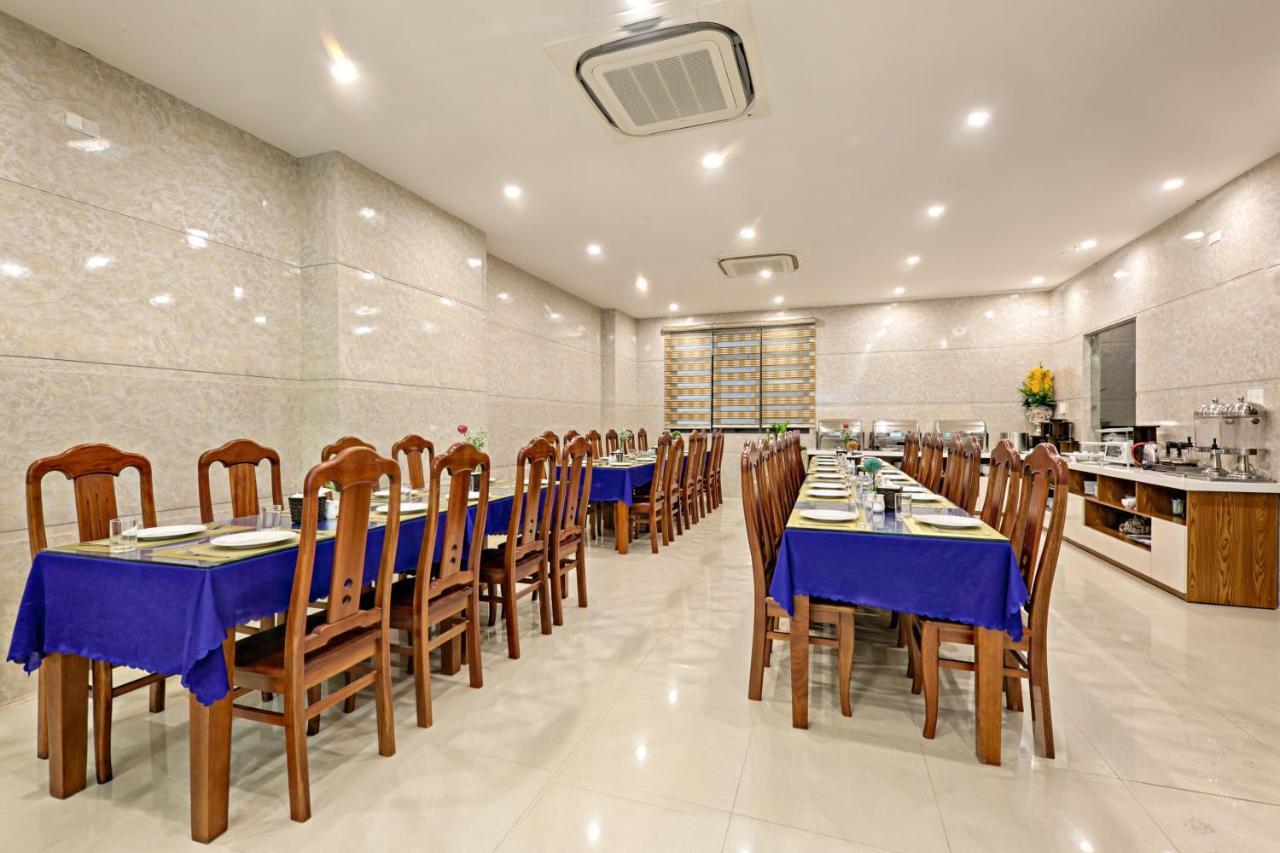 Celina Hotel & Apartment Дананг Экстерьер фото